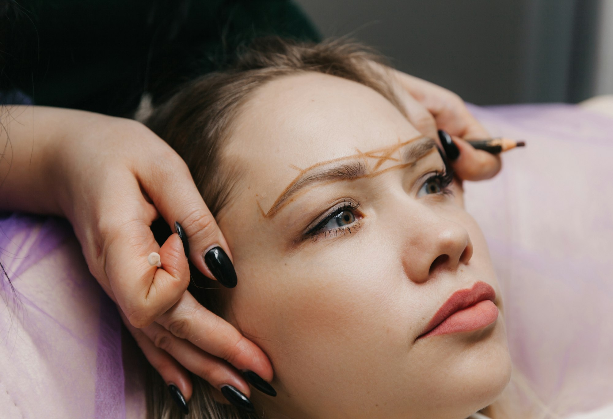 Centro de belleza, peluquería, estética y manicura.